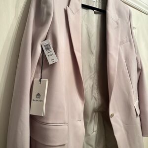 Beautiful lilac Babaton Blazer